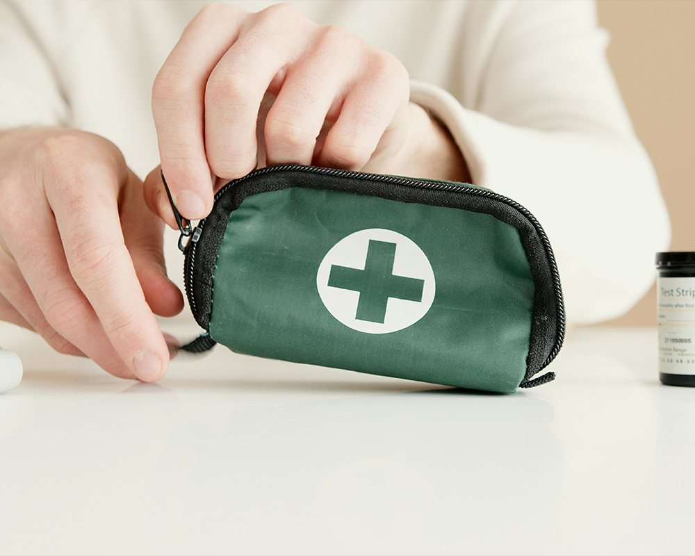 Travel Smarter, Travel Safer: Why a Fast Aid Kit Bag Is a Must-Have on Every Trip