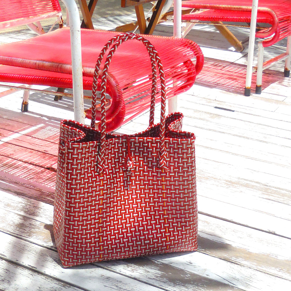 toko recycled woven tote bag, in red & white - jetwell.shop